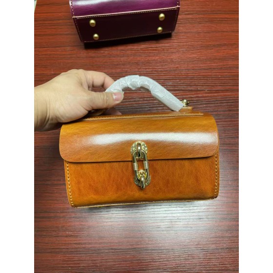 Handmade thickened vegetable-tanned leather
